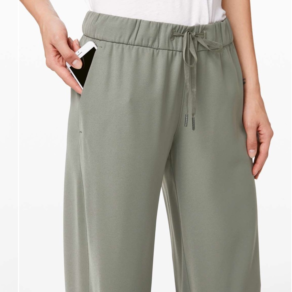 SALE!! On the fly wide leg. 7/8 length - Picture 12 of 13